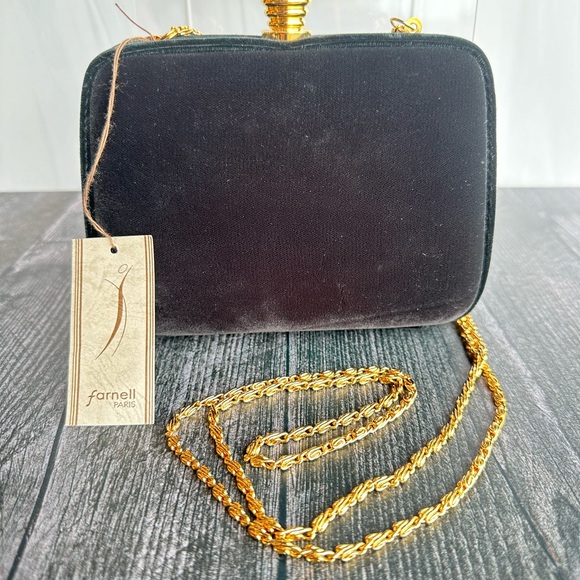 Dark GREEN Velvet feel Clutch with Gold tone handle and chain - Picture 5 of 5